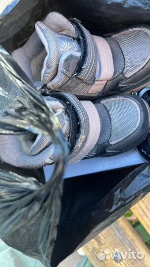 Продам обувь для девочки