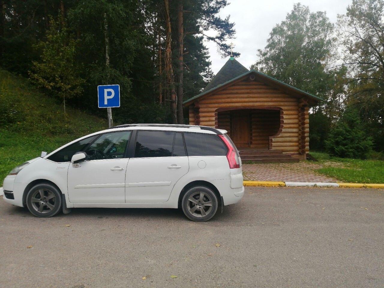Citroen Grand C4 Picasso: фото владельца