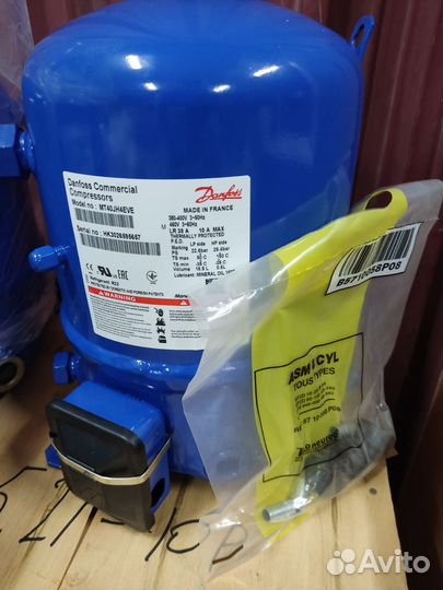 Компрессор Danfoss maneurop MT40JH4EVE