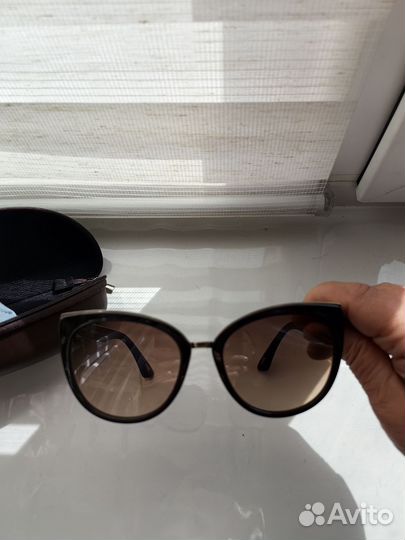 Солнцезащитные очки женские италия