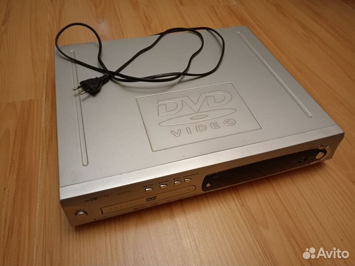 DVD плеер Clatronic