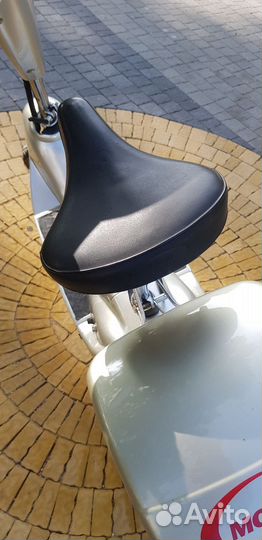 Электрический скутер,электросамокат