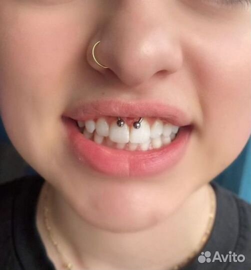 Прокол ушей, пирсинг