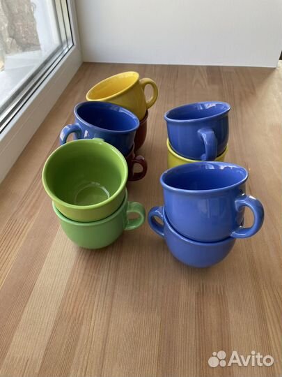 Чайные чашки с блюдцами