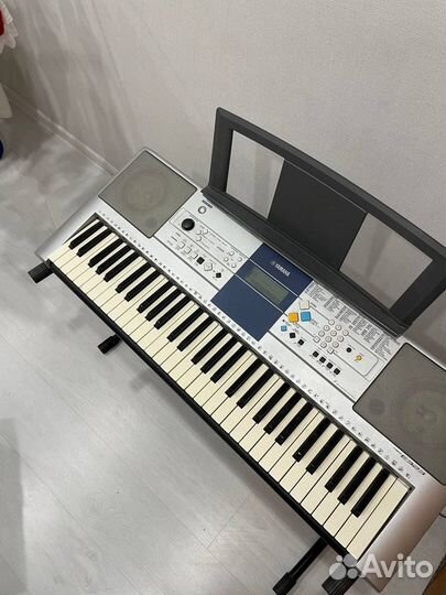 Синтезатор yamaha PBR - E323
