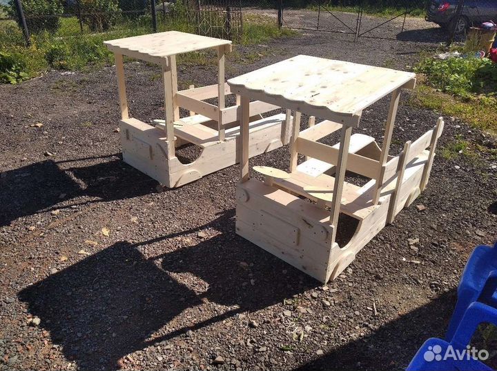 Машинка Деревянная с бортами для детской площадки