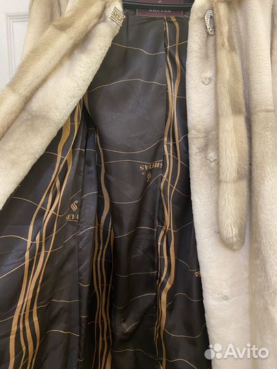 Шуба мутоновая 44 46 с капюшоном и норкой
