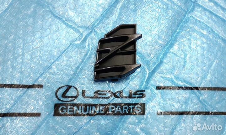 Заглушка в решетку Lexus Rx F-Sport правая NEW 15