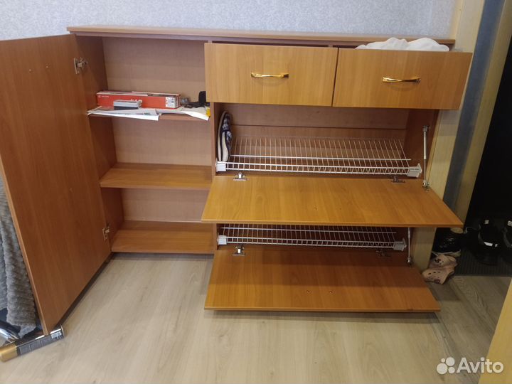 Офисная мебель бу обувница