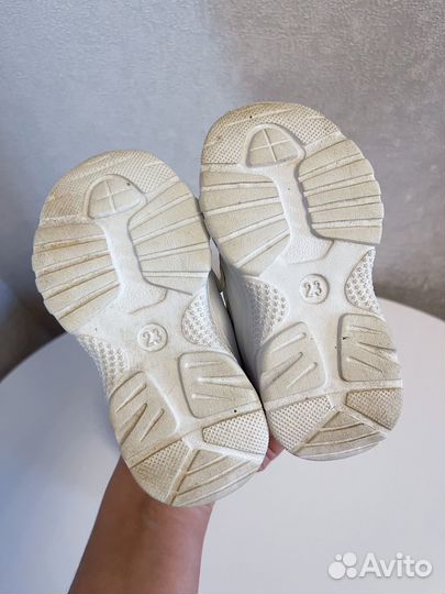 Кроссовки