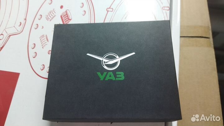 Набор значков УАЗ в пенале 2 шт