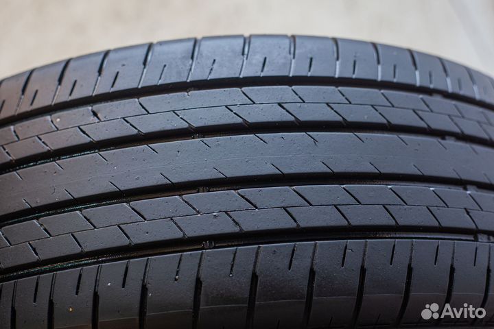 Bridgestone Alenza H/L 33 225/60 R18 100H