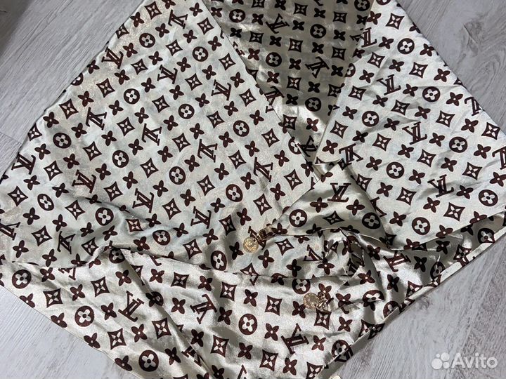 Шарф женский шелковый