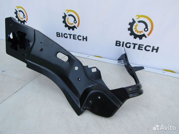 Рамка фары Mercedes W221 A2216200291