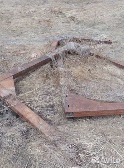 Коники, рога