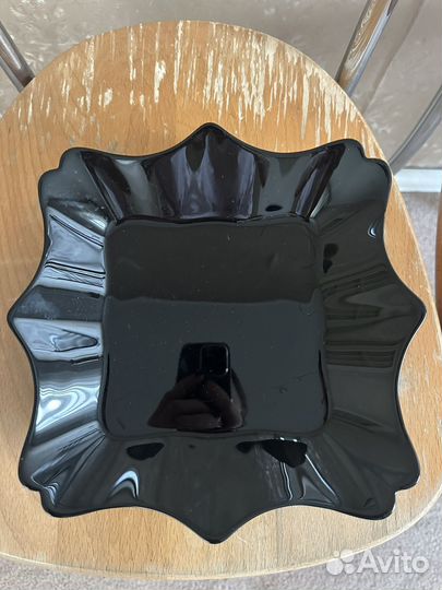 Набор стеклянных тарелок