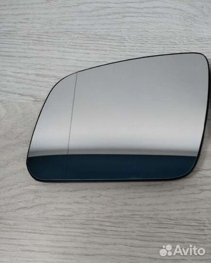 Боковое зеркало w204 (левое)