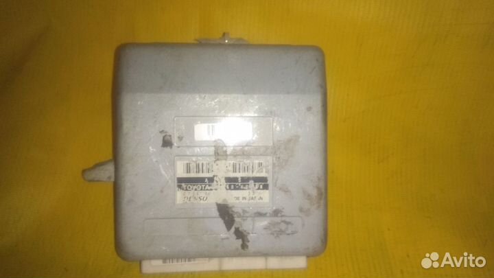 Блок управления ABS Toyota Land Cruiser 100 Series