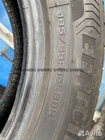 Goodyear EfficientGrip Performance 185/60 R15 90T