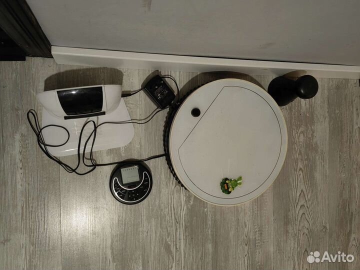 Робот пылесос