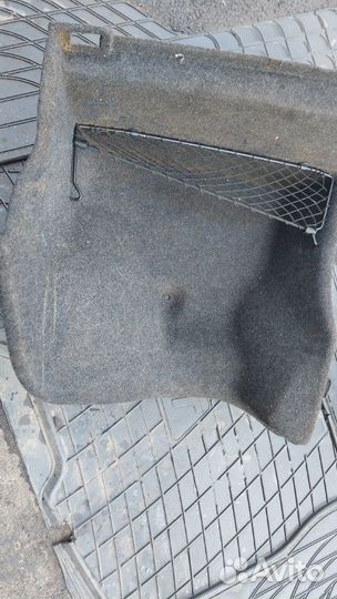 Обшивка багажника правая Bmw 525I E60 N52B25AF