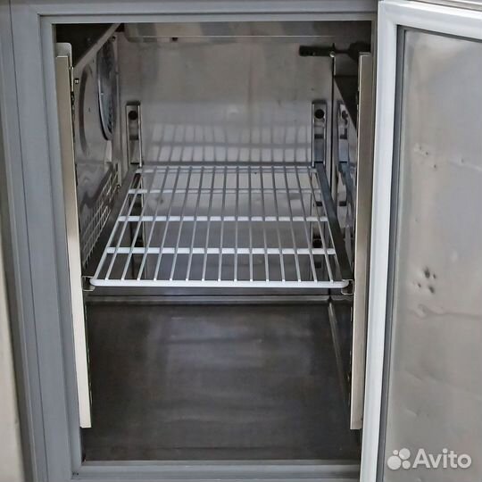 Столы холодильные Gastroinox