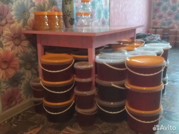 Продам мед с личной пасеки 2024 года