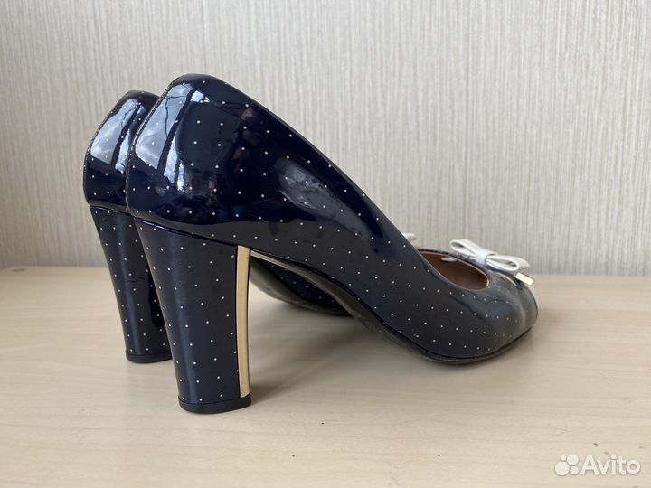 Туфли женские Fabiani 41 размер