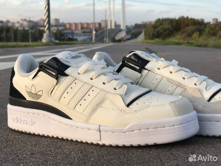 Кроссовки Adidas Forum Low