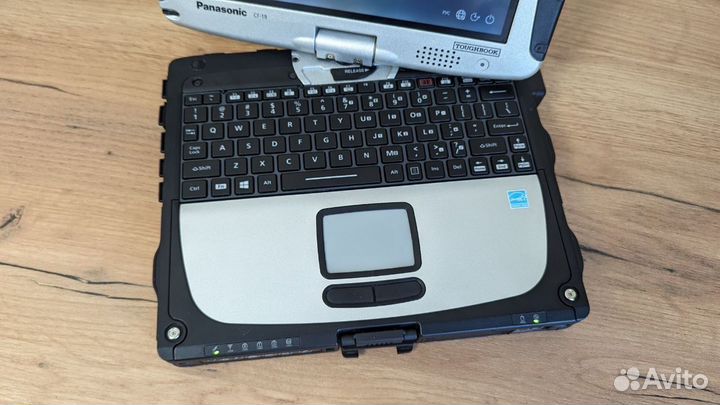 Panasonic Toughbook cf 19