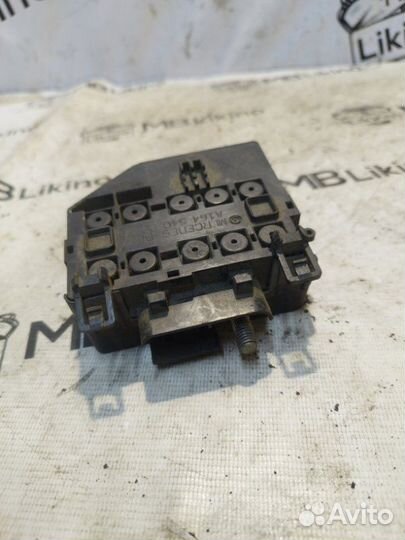 Плюсовая клемма Mercedes Gl X164