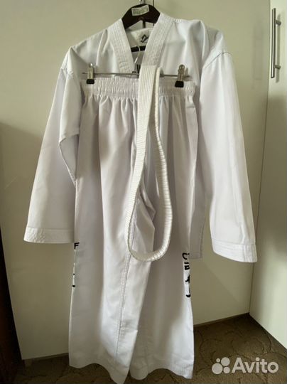 Кимоно для каратэ, длмальчика рост 160 см. Новая