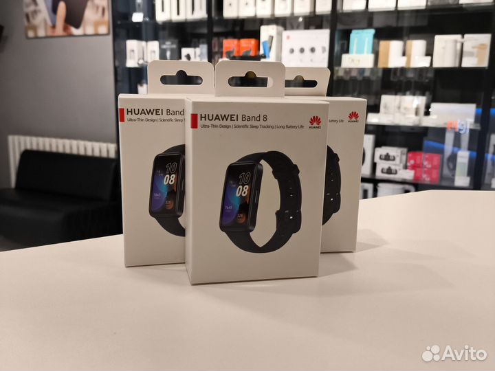 Смарт браслет Huawei Band 8