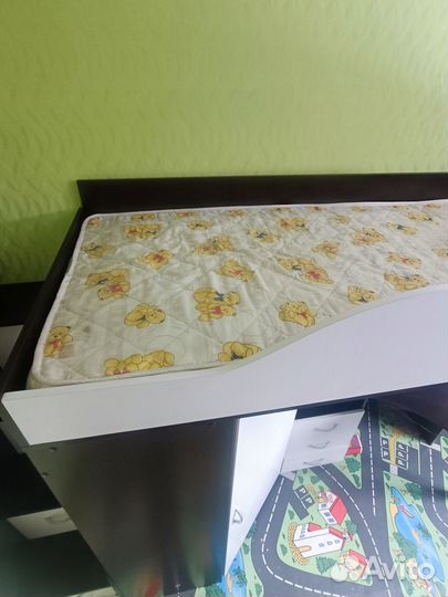 Кровать чердак со столом и шкафом