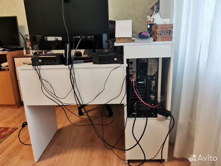 Компьютерный стол Джаз-24 Левый Белый