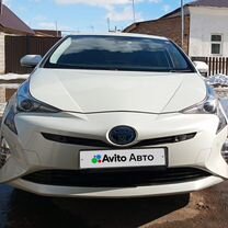 Toyota Prius 1.8 CVT, 2016, 125 000 км, с пробегом, цена 2 050 000 руб.