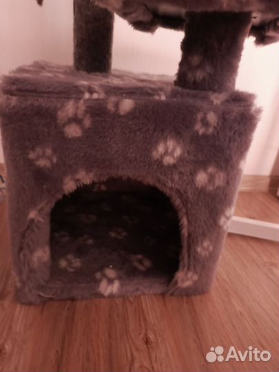 Домик для кошки с когтеточкой бу