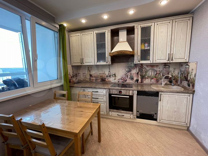 1-к. квартира, 51,8 м², 11/16 эт.