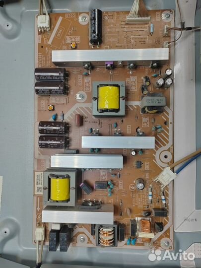 Телевизор Panasonic TX-PR42U30