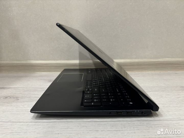 Игровой Acer (i5 7300hq, GTX1050, 8GB, SSD)