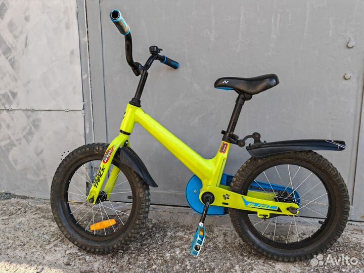 Велосипед novatrack 16, есть задние колесики новые