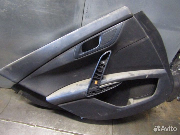 Обшивка двери задней левой 508 2010