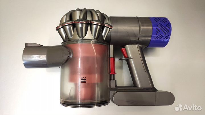 Пылесос Dyson V6 - Аккумулятор - 28 мин
