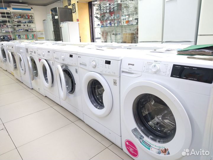 Холодильник Indesit. Доставка в подарок