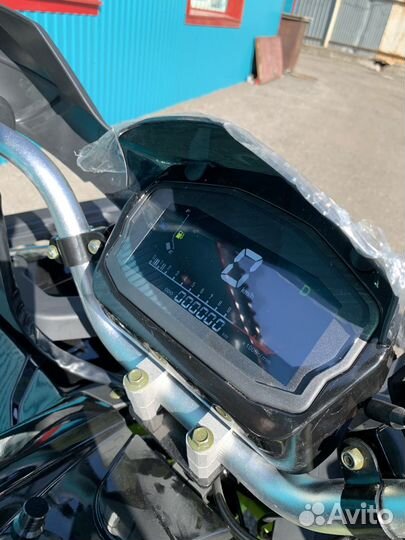 Квадроцикл Motoland 200 wild track LUX