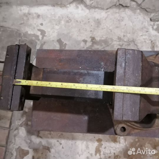 Тиски слесарные СССР