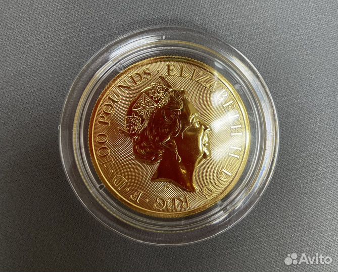 Золотая монета Королевский герб