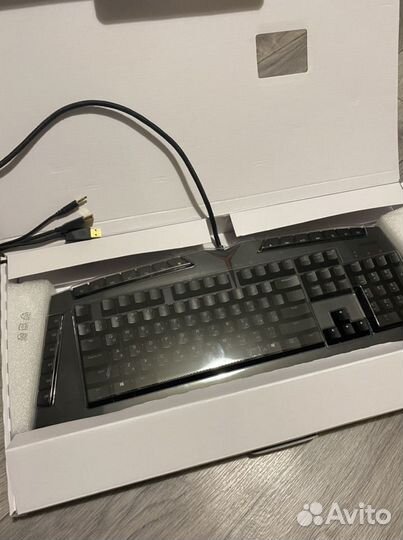 Игровая клавиатура Lenovo Y Mechanical