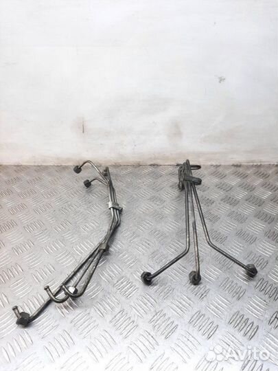 Трубка топливная Volkswagen Passat седан 2.5 AKN