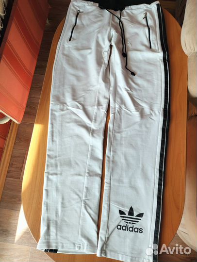 Спортивный костюм женский